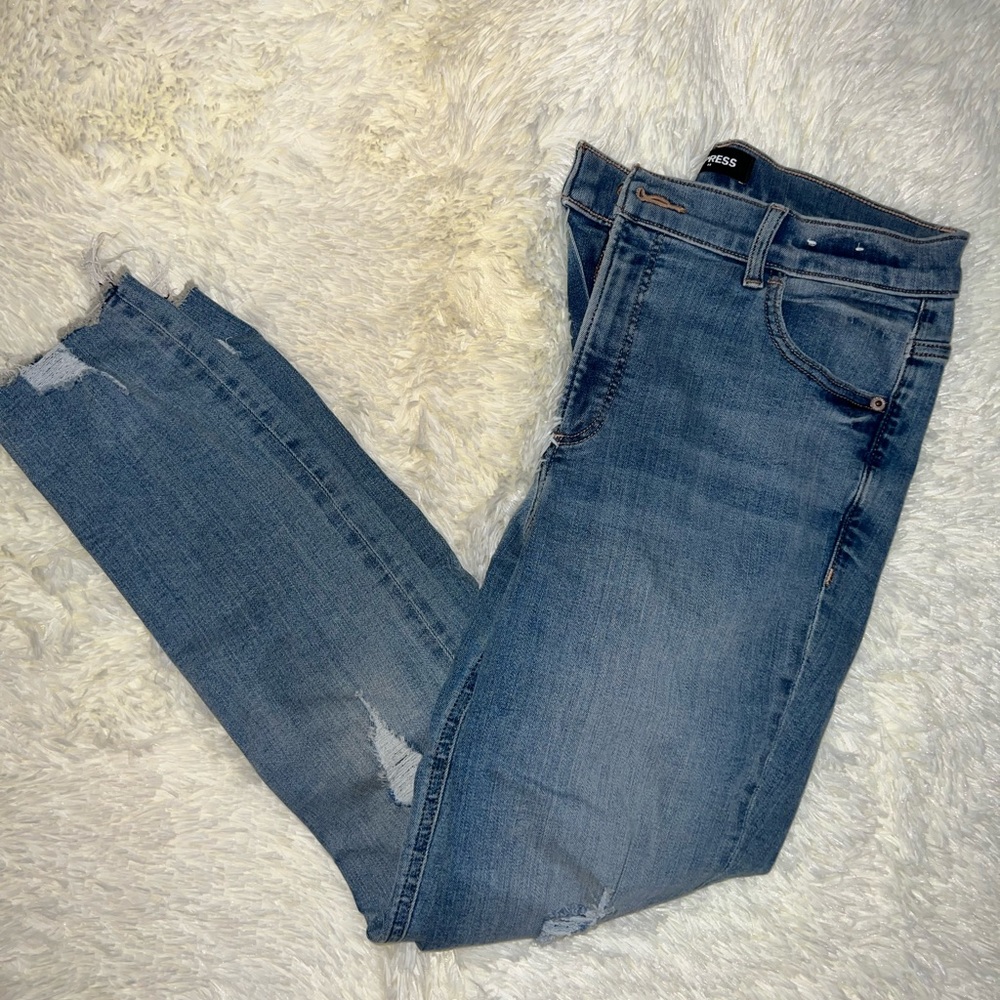 Express Ankle Skinny High Rise Distressed